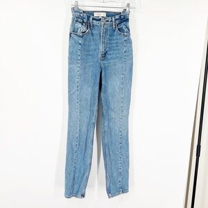 Abercrombie & Fitch Curve Love The ‘90s Straight Jeans Ultra High Rise